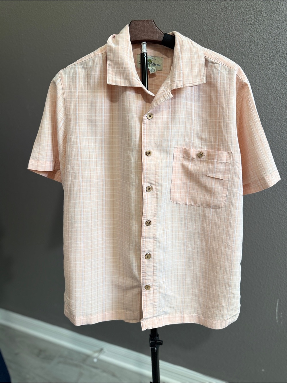 Men’s Large Button Up Shirt